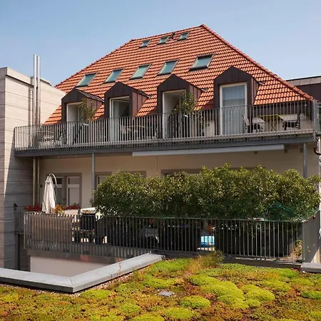 Koenigsschlaf No2 - Traum In Rosa Im Herzen Von *